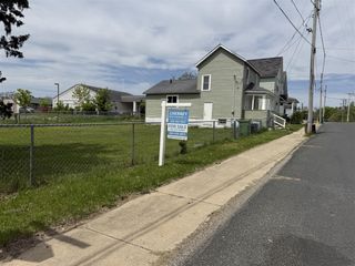 16 S Wood Street, Battle Creek, MI 49037