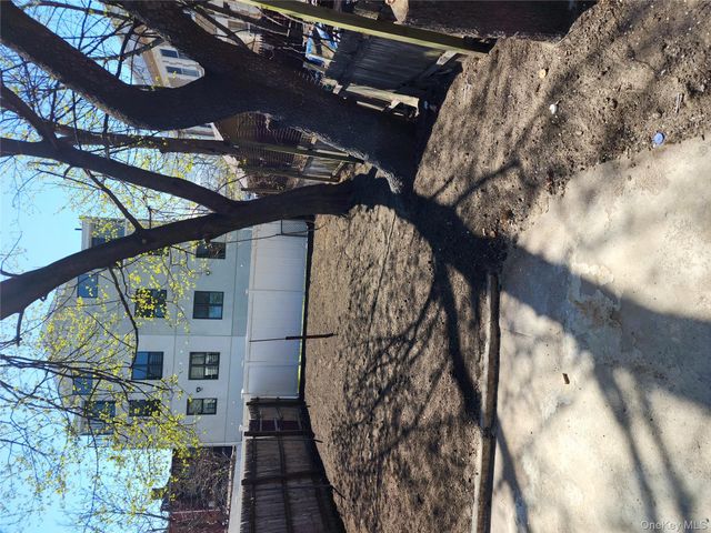 108-46 153rd Street 1FL, Jamaica, NY 11433