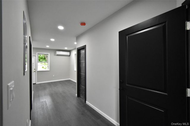 108-46 153rd Street 1FL, Jamaica, NY 11433