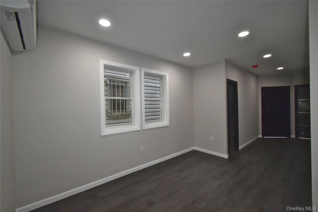 108-46 153rd Street 1FL, Jamaica, NY 11433