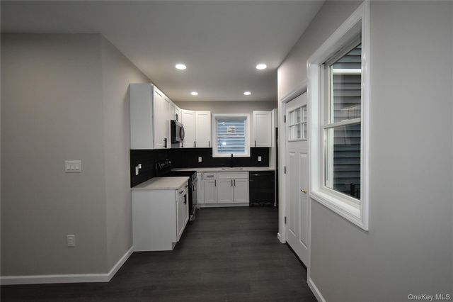 108-46 153rd Street 1FL, Jamaica, NY 11433