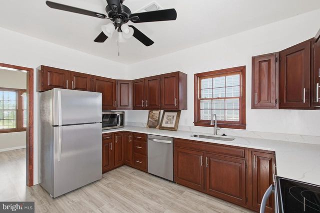3704 42ND AVE, Brentwood, MD 20722