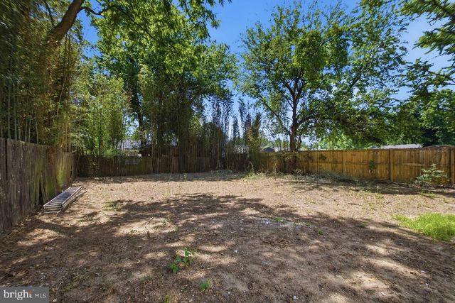 3704 42ND AVE, Brentwood, MD 20722