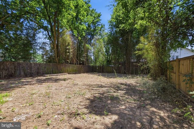 3704 42ND AVE, Brentwood, MD 20722