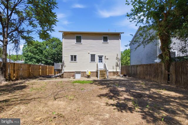3704 42ND AVE, Brentwood, MD 20722