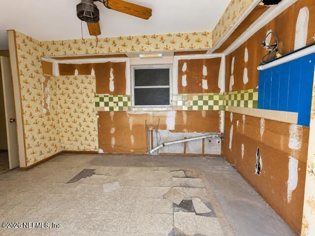 5746 TEMPEST Street, Jacksonville, FL 32244
