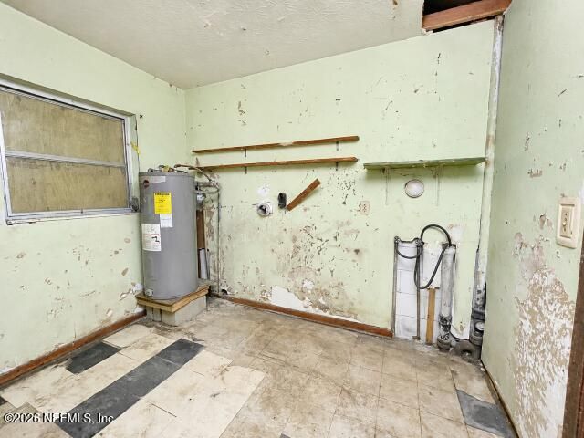 5746 TEMPEST Street, Jacksonville, FL 32244
