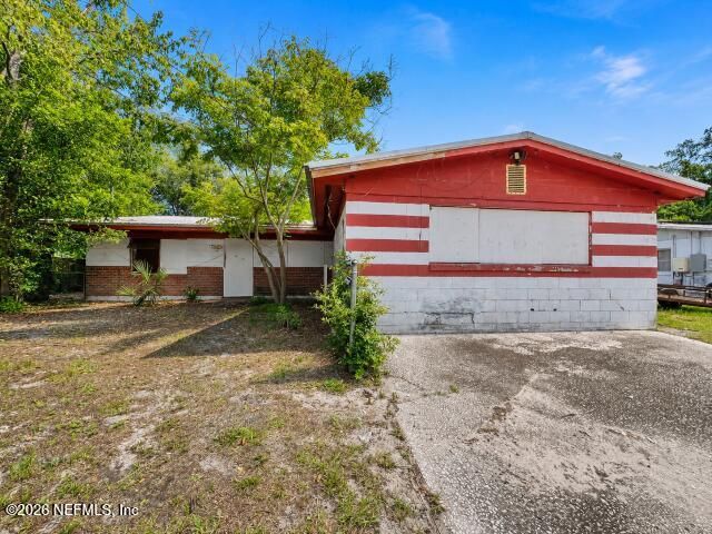 5746 TEMPEST Street, Jacksonville, FL 32244