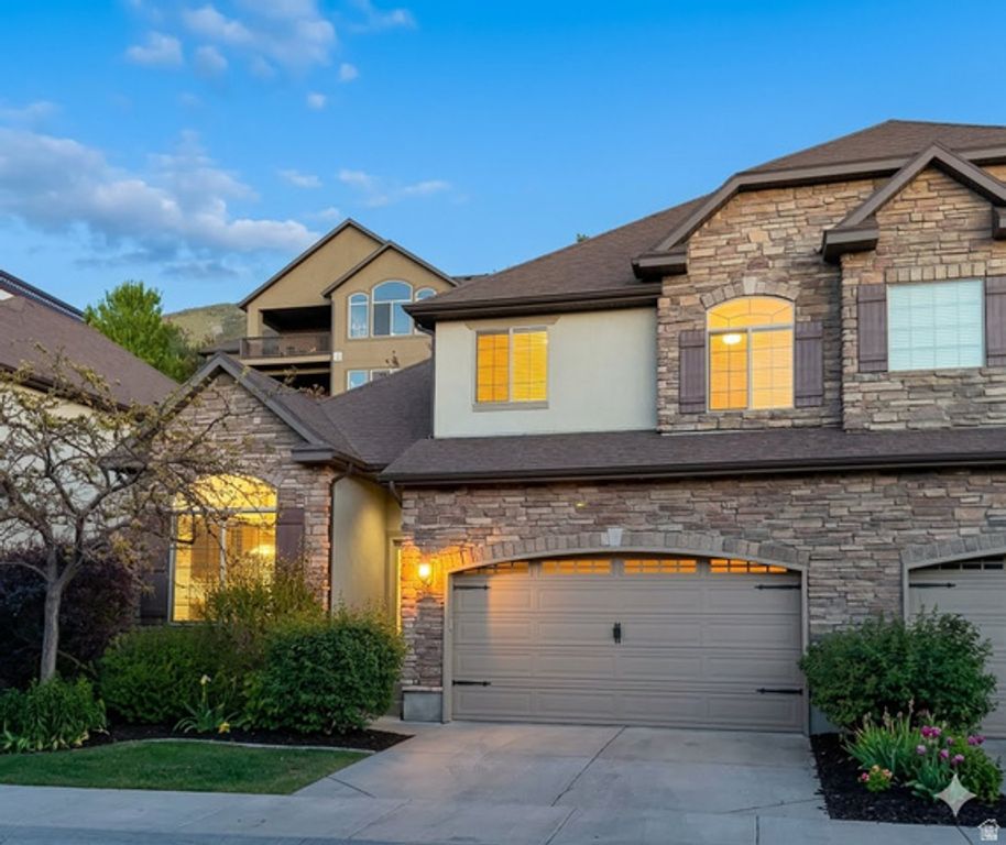 318 E NECHATEL DR, Draper, UT 84020