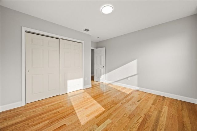 34 Oakland St, Brockton, MA 02302