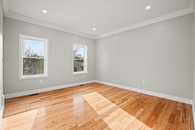 34 Oakland St, Brockton, MA 02302