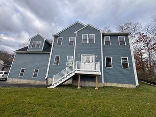 34 Oakland St, Brockton, MA 02302