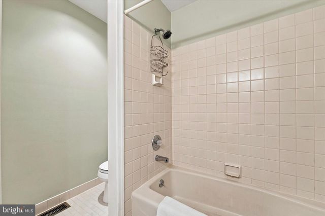 3 BRYNWOOD LN, Newtown, PA 18940