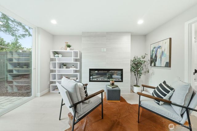 11217 NE 95th Street, Kirkland, WA 98033