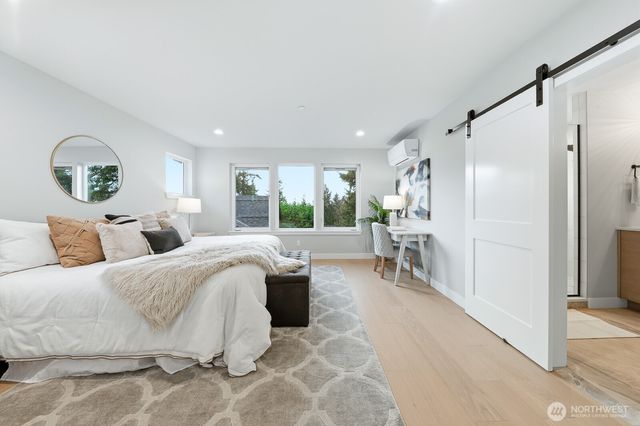 11217 NE 95th Street, Kirkland, WA 98033