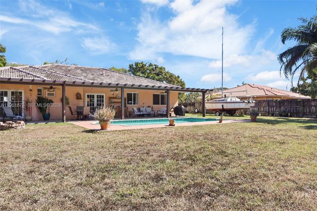 27800 SW 159th Ave, Homestead, FL 33031