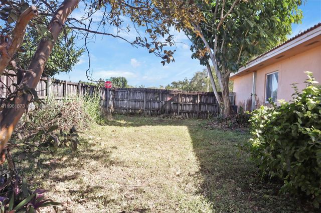 27800 SW 159th Ave, Homestead, FL 33031