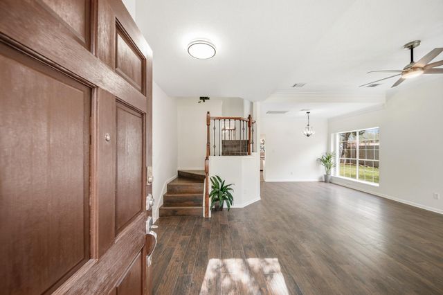 4623 Summer Lakes, Sugar Land, TX 77479