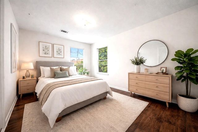 4623 Summer Lakes, Sugar Land, TX 77479