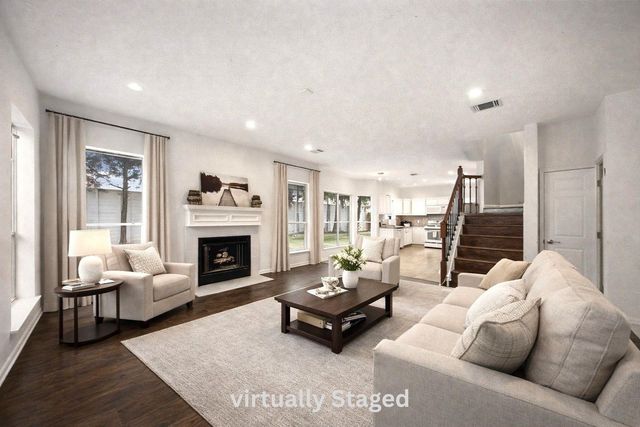 4623 Summer Lakes, Sugar Land, TX 77479