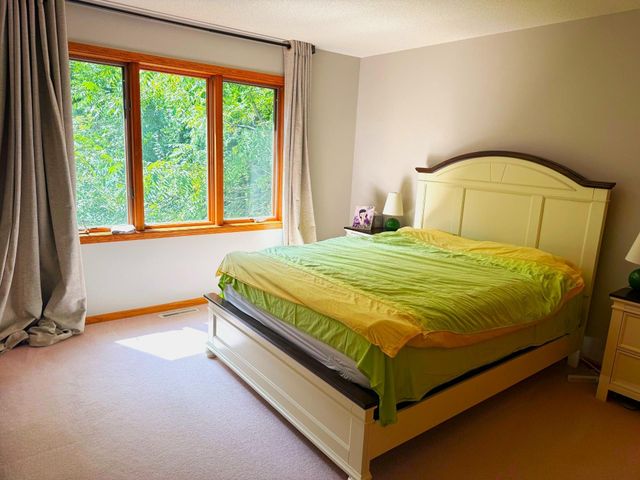 3018 Mayowood Common Circle SW, Rochester, MN 55902