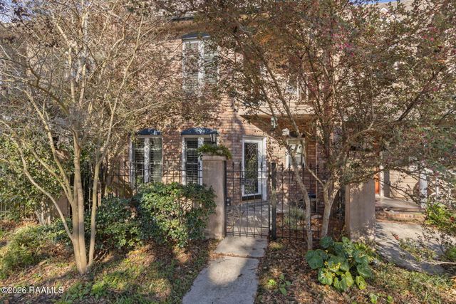 557 Esplanade Drive, Lafayette, LA 70508