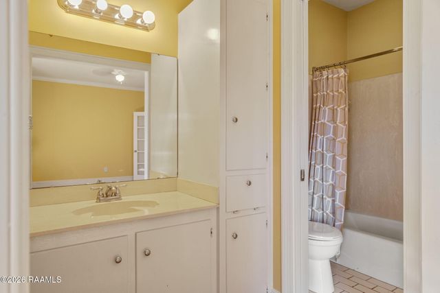 557 Esplanade Drive, Lafayette, LA 70508