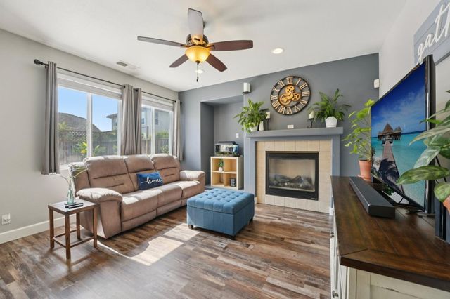 476 Arcadia Way, Salinas, CA 93906