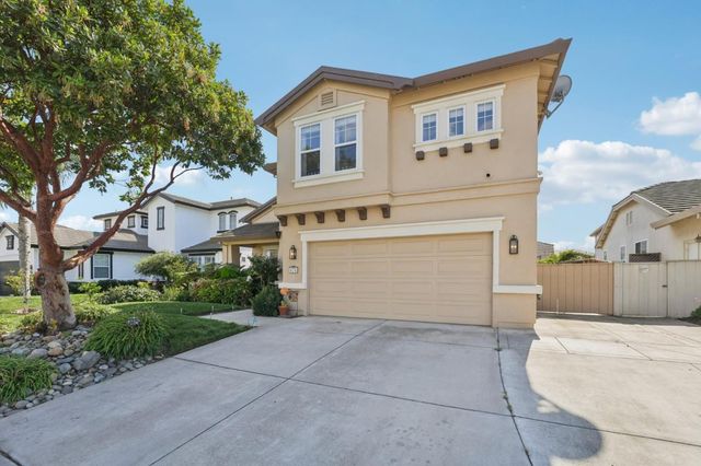 476 Arcadia Way, Salinas, CA 93906
