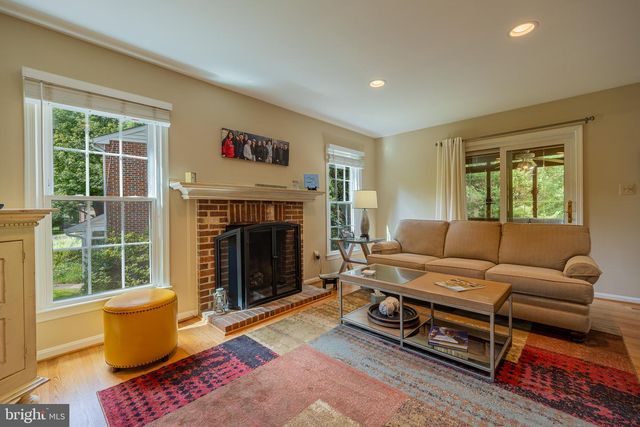 9552 GRANDE OAKS CT, Vienna, VA 22181