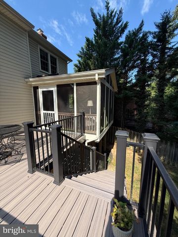 9552 GRANDE OAKS CT, Vienna, VA 22181