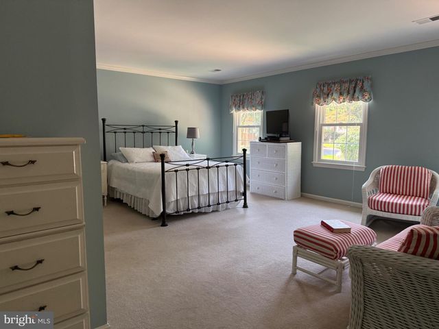 9552 GRANDE OAKS CT, Vienna, VA 22181