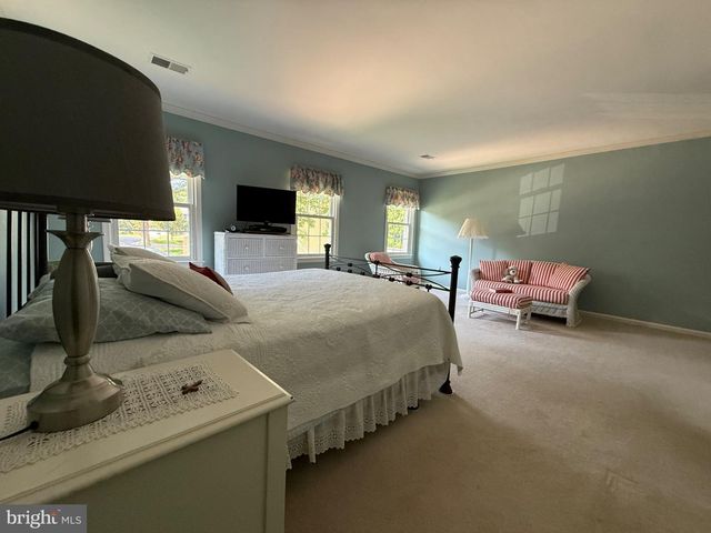 9552 GRANDE OAKS CT, Vienna, VA 22181