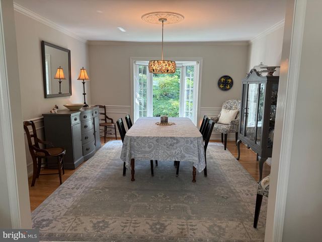 9552 GRANDE OAKS CT, Vienna, VA 22181