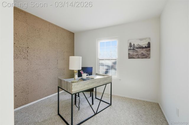 2919 Roundtree Drive, Troy, MI 48083