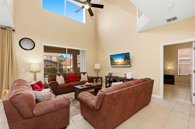 135 SEVILLA AVENUE, Davenport, FL 33897