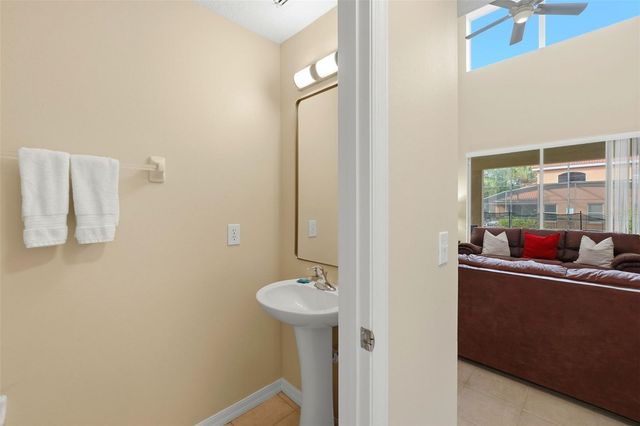 135 SEVILLA AVENUE, Davenport, FL 33897