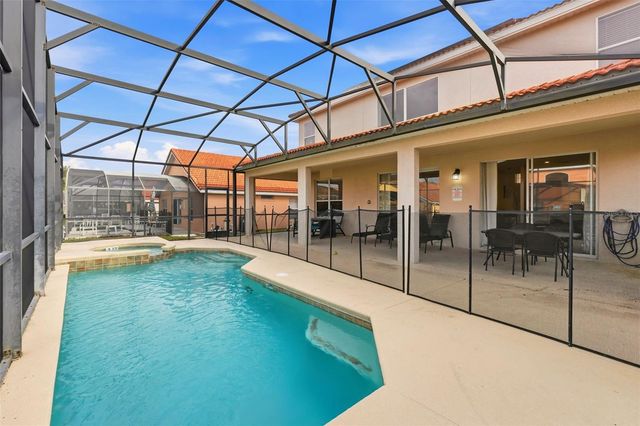 135 SEVILLA AVENUE, Davenport, FL 33897