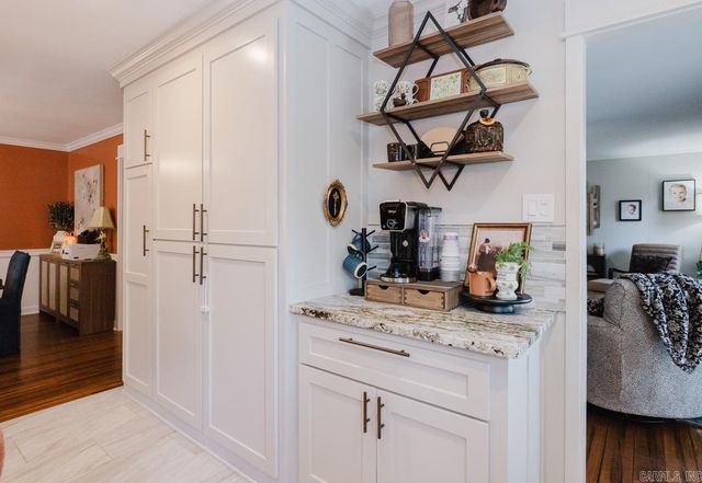 13013 Lemoncrest Ln, Little Rock, AR 72210