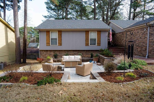 13013 Lemoncrest Ln, Little Rock, AR 72210