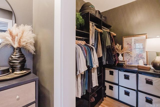 13013 Lemoncrest Ln, Little Rock, AR 72210