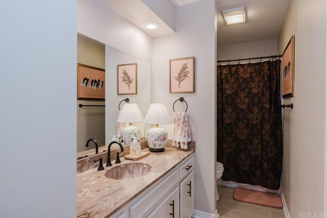 13013 Lemoncrest Ln, Little Rock, AR 72210