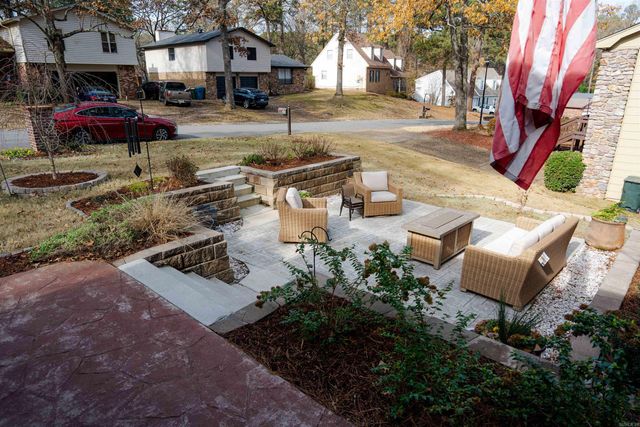 13013 Lemoncrest Ln, Little Rock, AR 72210