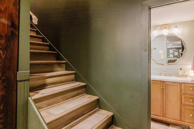 13013 Lemoncrest Ln, Little Rock, AR 72210