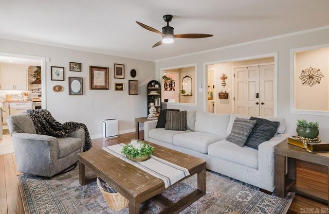 13013 Lemoncrest Ln, Little Rock, AR 72210