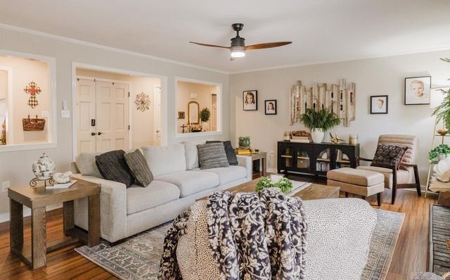 13013 Lemoncrest Ln, Little Rock, AR 72210