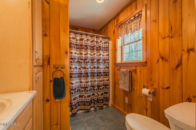 143 Lakeview Avenue, Mayfield, NY 12117