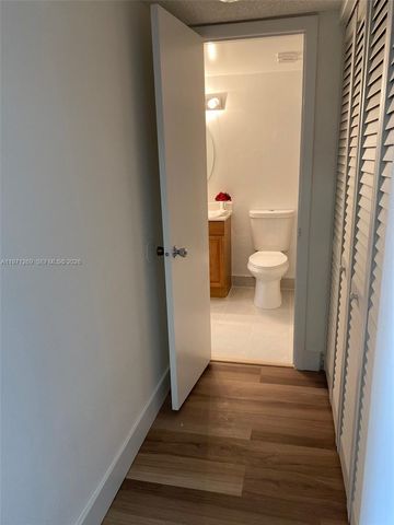 13120 SW 92nd Ave B-414, Miami, FL 33176