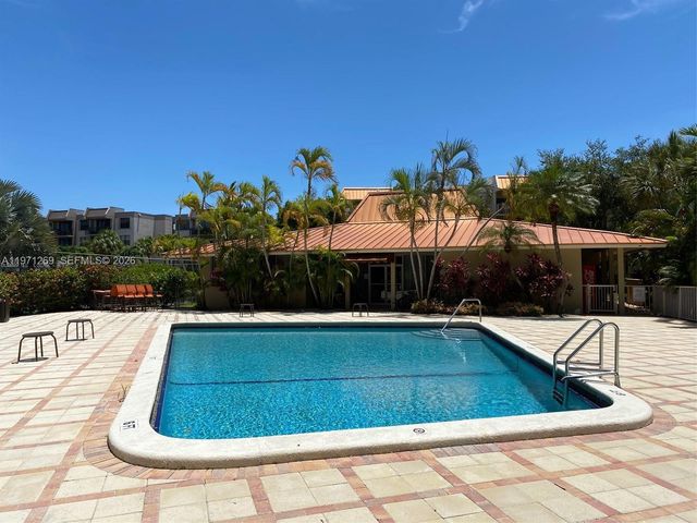 13120 SW 92nd Ave B-414, Miami, FL 33176