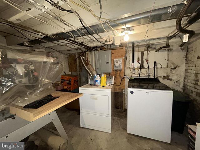 307 S MOUNT ST, Baltimore, MD 21223